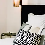 Elegance Contemporaine Sublime 3 Chambres Impeccablement Agencees