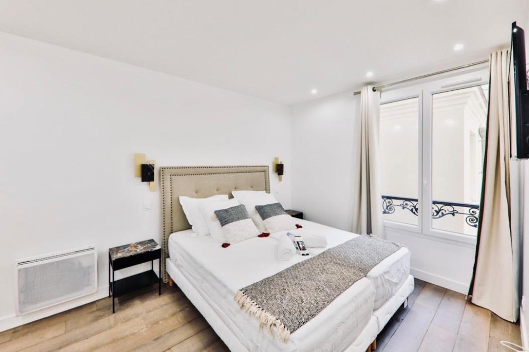 Elegance Contemporaine Sublime 3 Impeccablement Agencees Apartment
